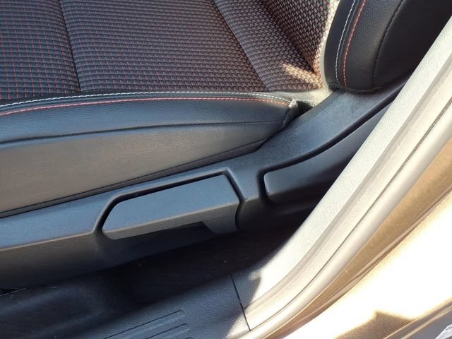Certified 2026 Nissan Kicks SR w/ Cold Weather Package AWD/4WD image 19