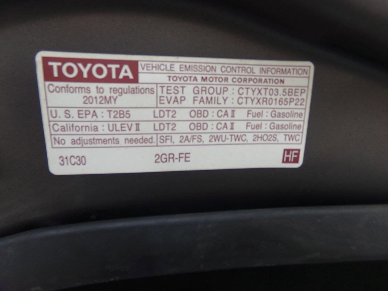 Used 2012 Toyota Highlander SE w/ Tow Pkg image 30