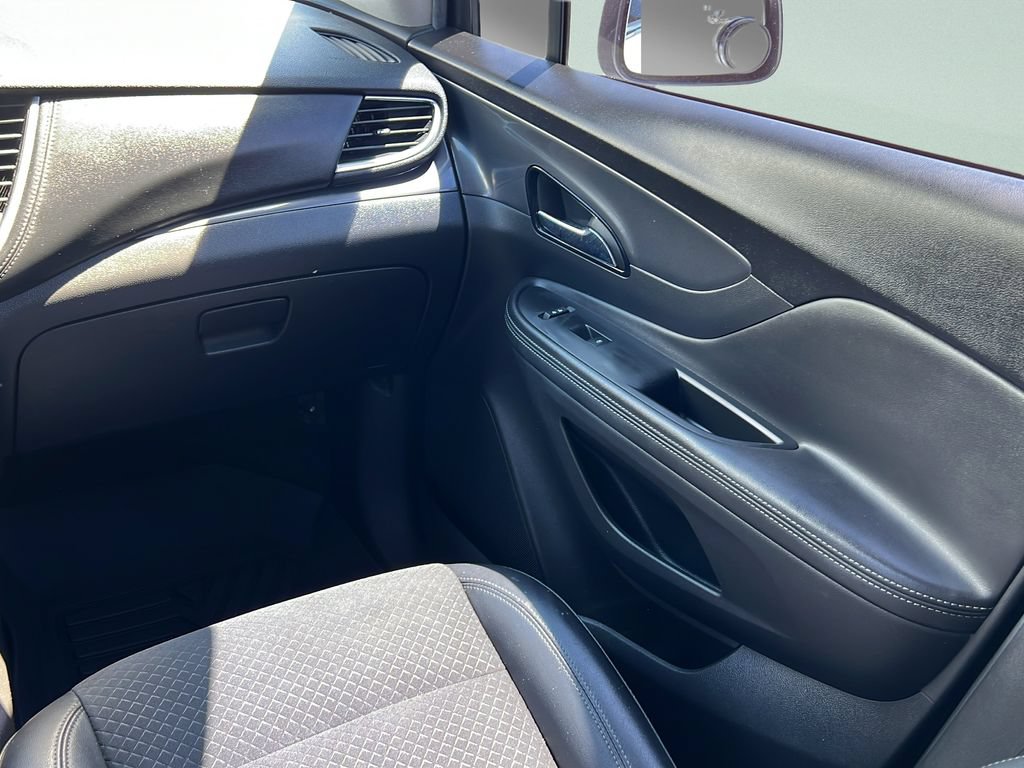 Used 2020 Buick Encore Preferred FWD image 16