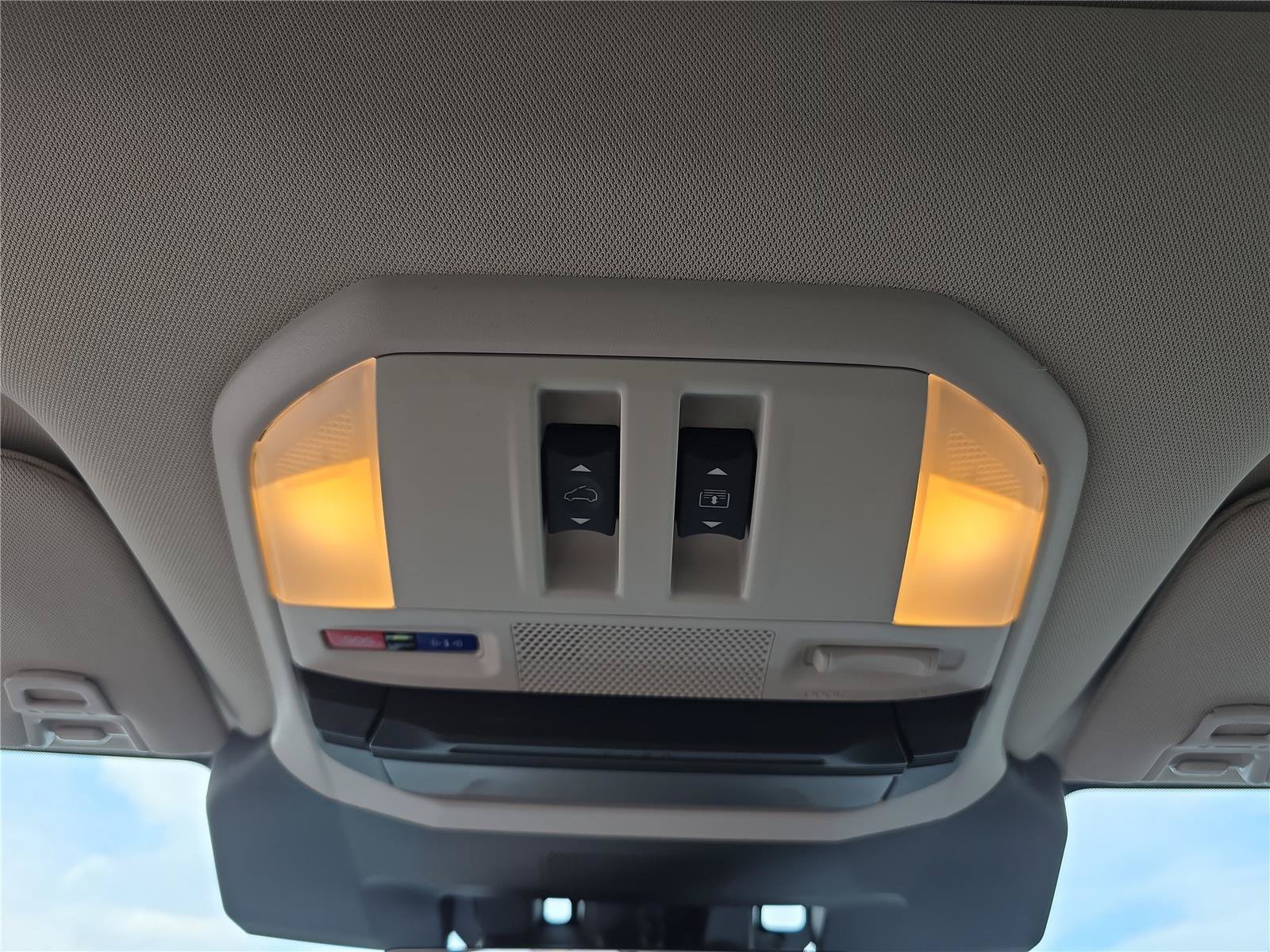 Used 2024 Subaru Ascent Touring AWD/4WD image 25