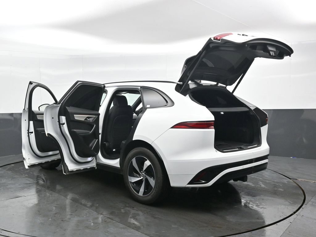 Used 2024 Jaguar F-PACE R-Dynamic S image 53