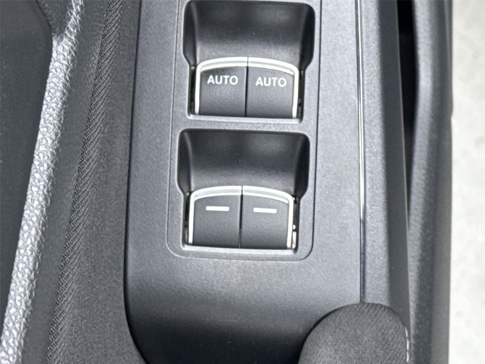Used 2022 Honda Civic Sport image 12