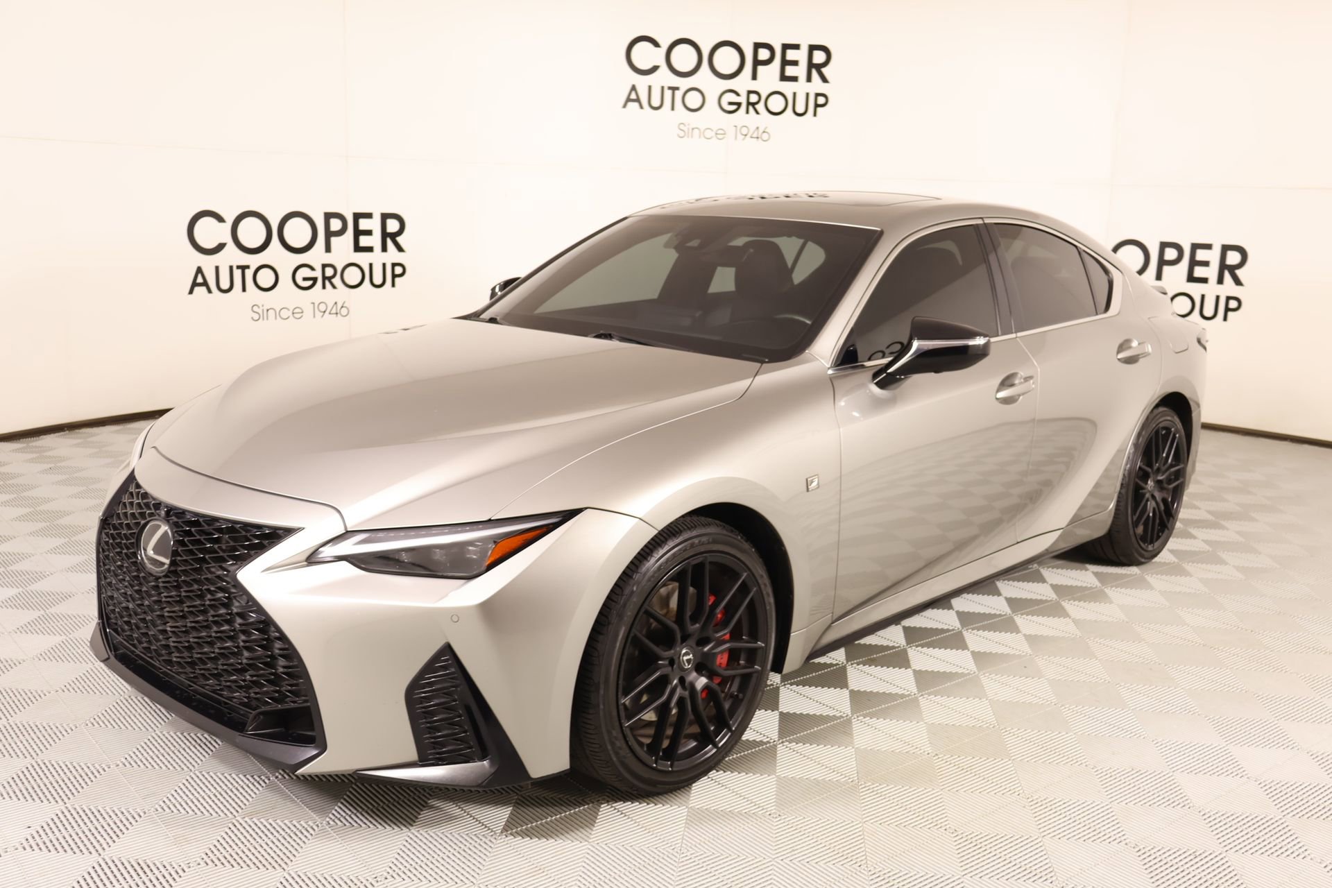 Used 2021 Lexus IS 350 F Sport w/ Dynamic Handling Package AWD/4WD image 11