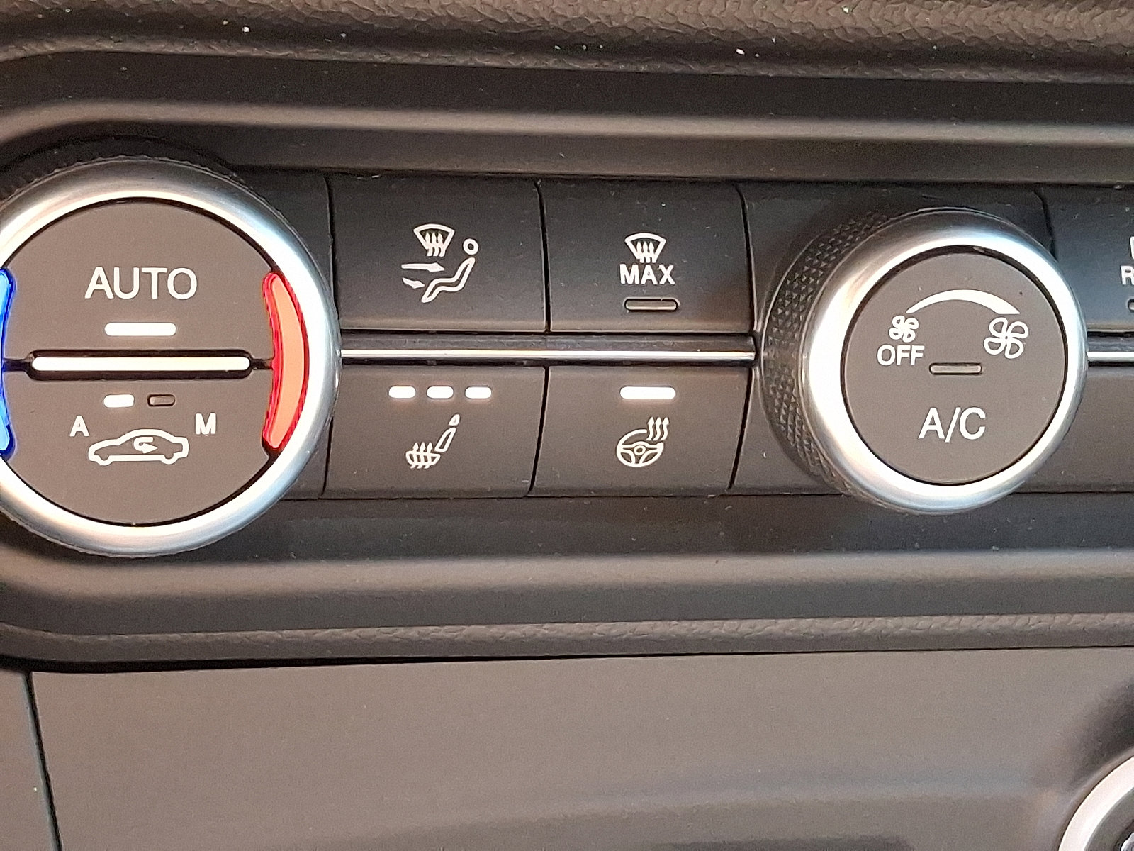 New 2025 Alfa Romeo Stelvio Sprint image 21