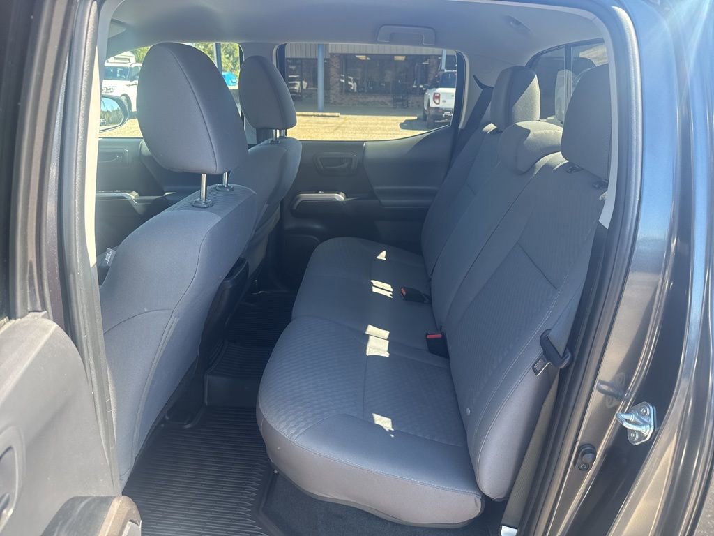 Used 2023 Toyota Tacoma SR5 w/ Technology Package AWD/4WD image 9