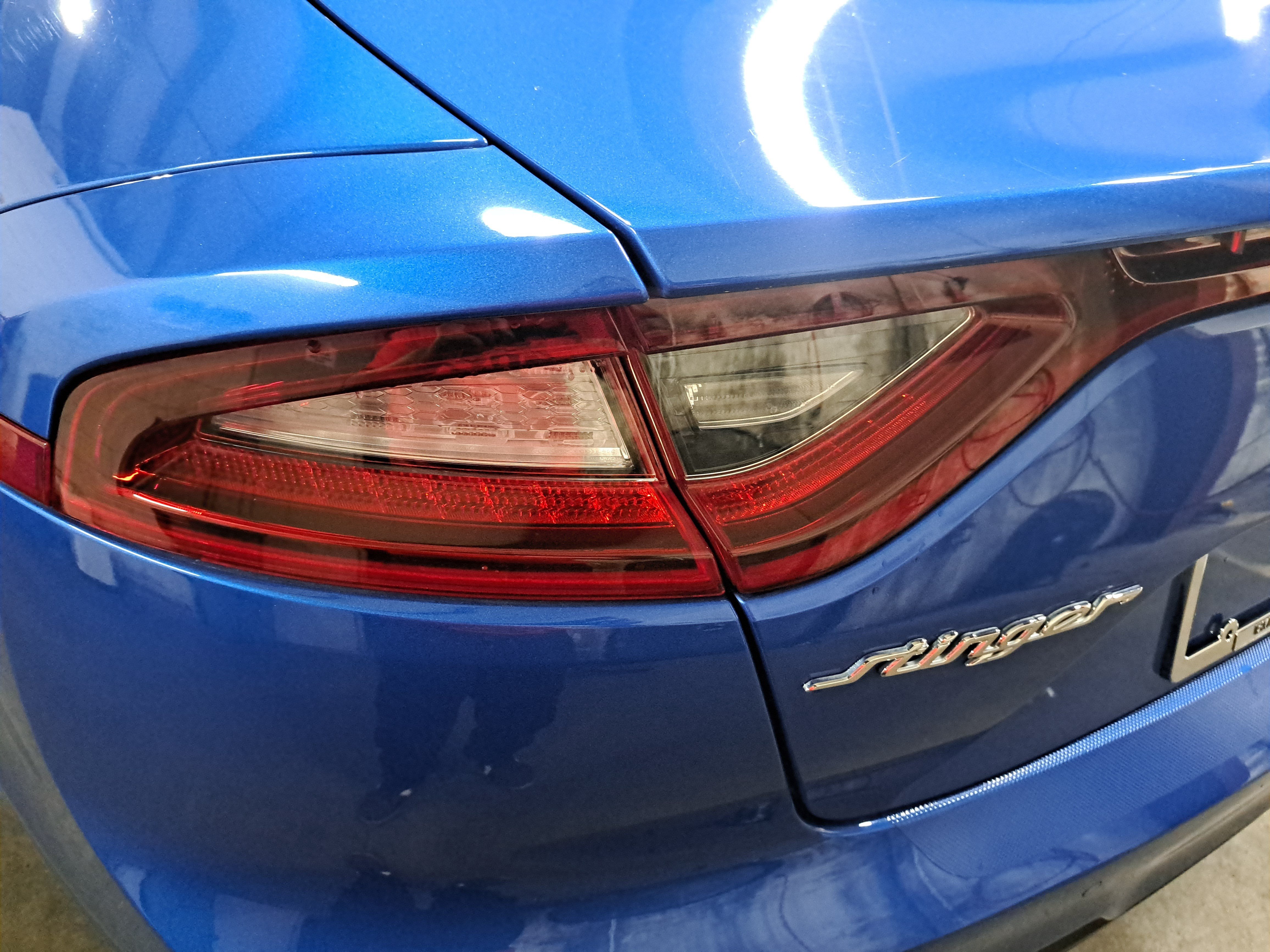Used 2019 Kia Stinger GT1 RWD image 35