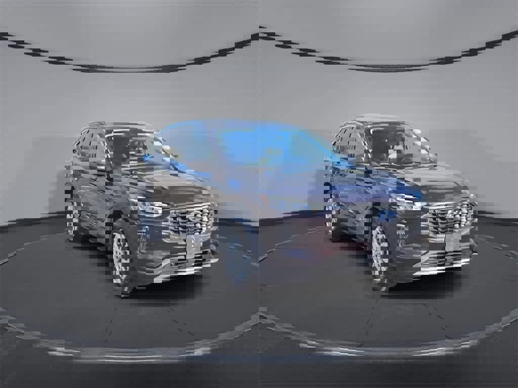 Used 2023 Ford Escape Active image 2