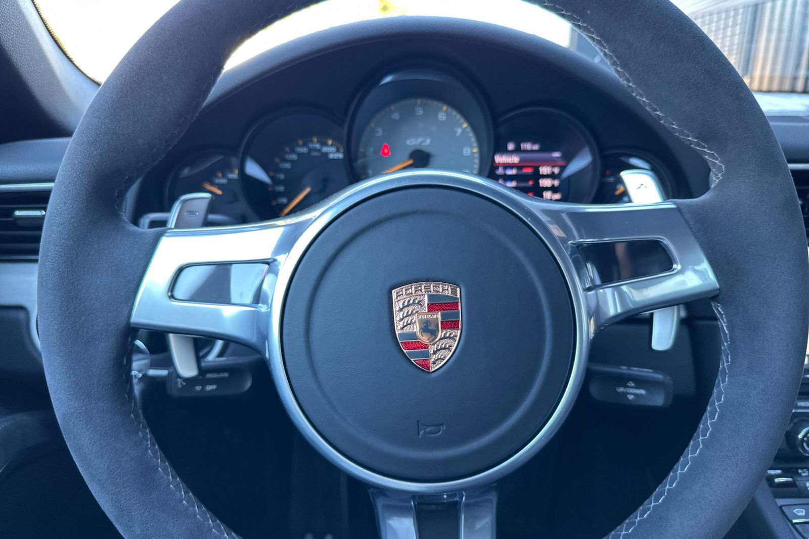 Used 2015 Porsche 911 GT3 image 26