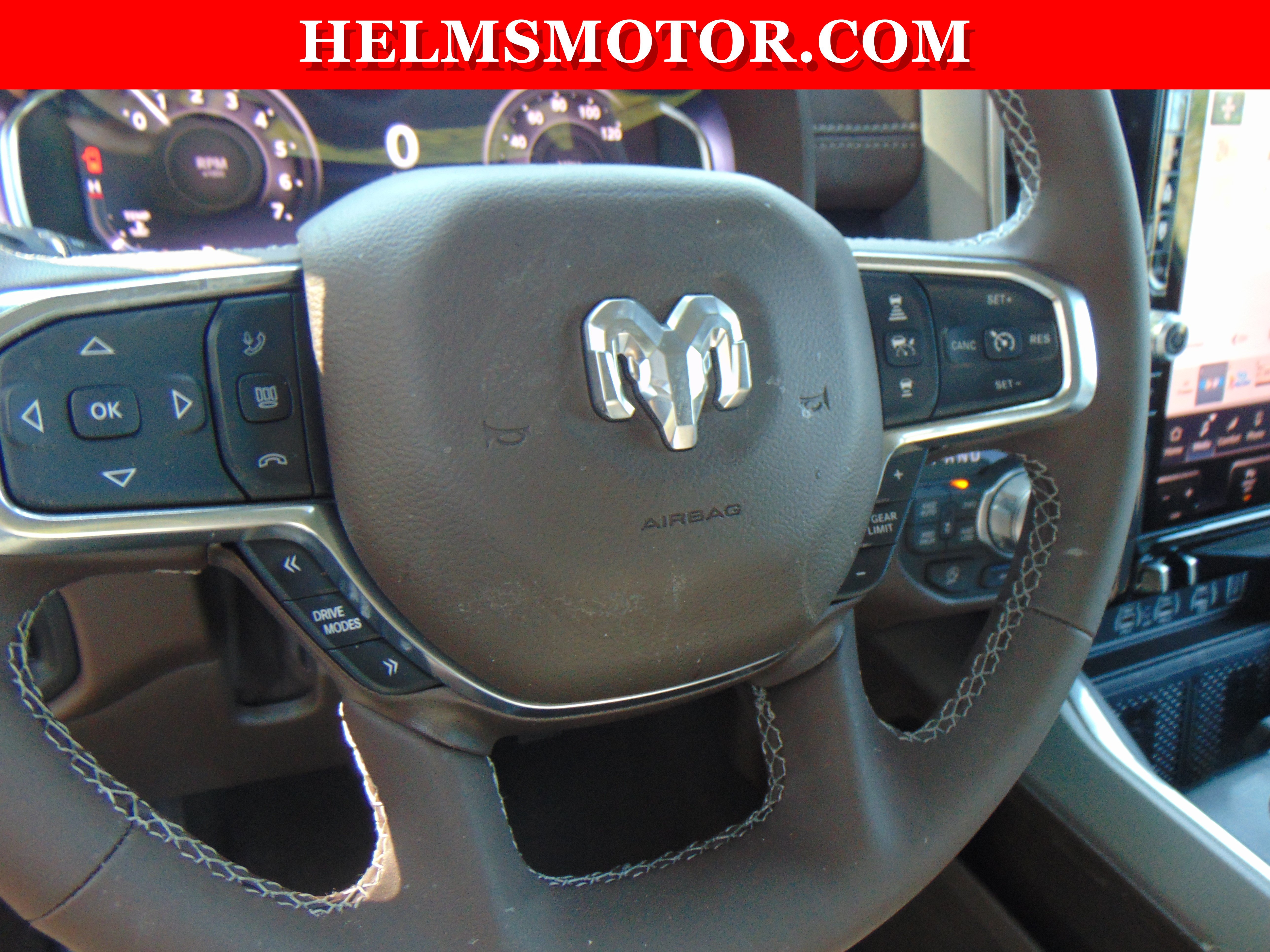 New 2026 RAM 1500 Laramie AWD/4WD image 29
