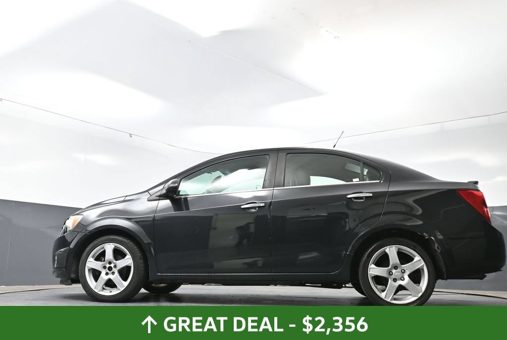 Used 2014 Chevrolet Sonic LTZ FWD image 53