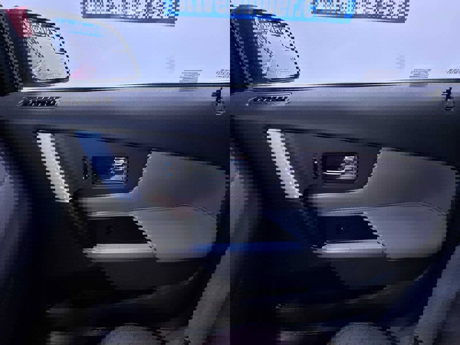 Used 2011 Ford Edge Limited image 35