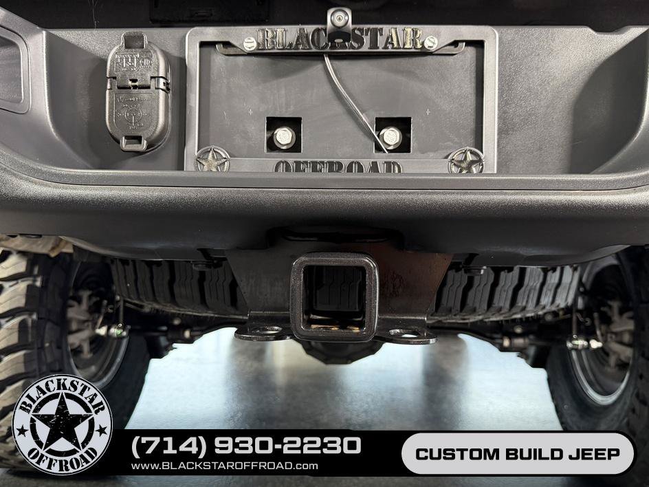 Used 2023 Jeep Gladiator Rubicon w/ Trailer Tow Package AWD/4WD image 12