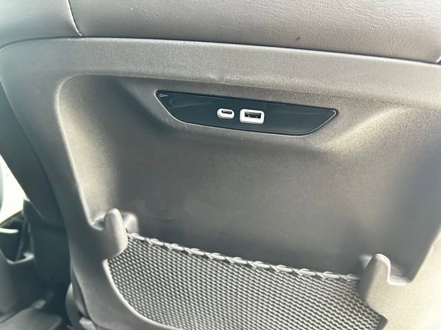 New 2026 Chrysler Pacifica Limited image 33