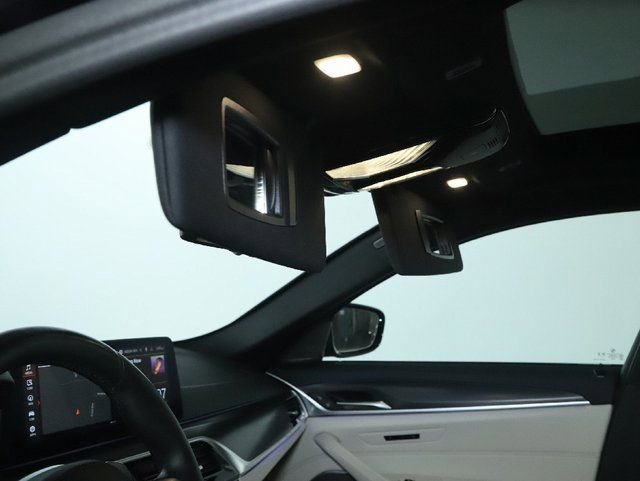 Certified 2023 BMW 540i xDrive w/ Executive Package image 20