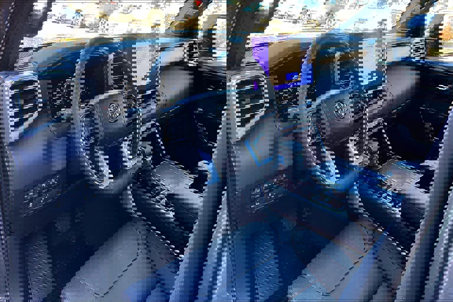 Certified 2025 Toyota Sequoia Platinum image 16