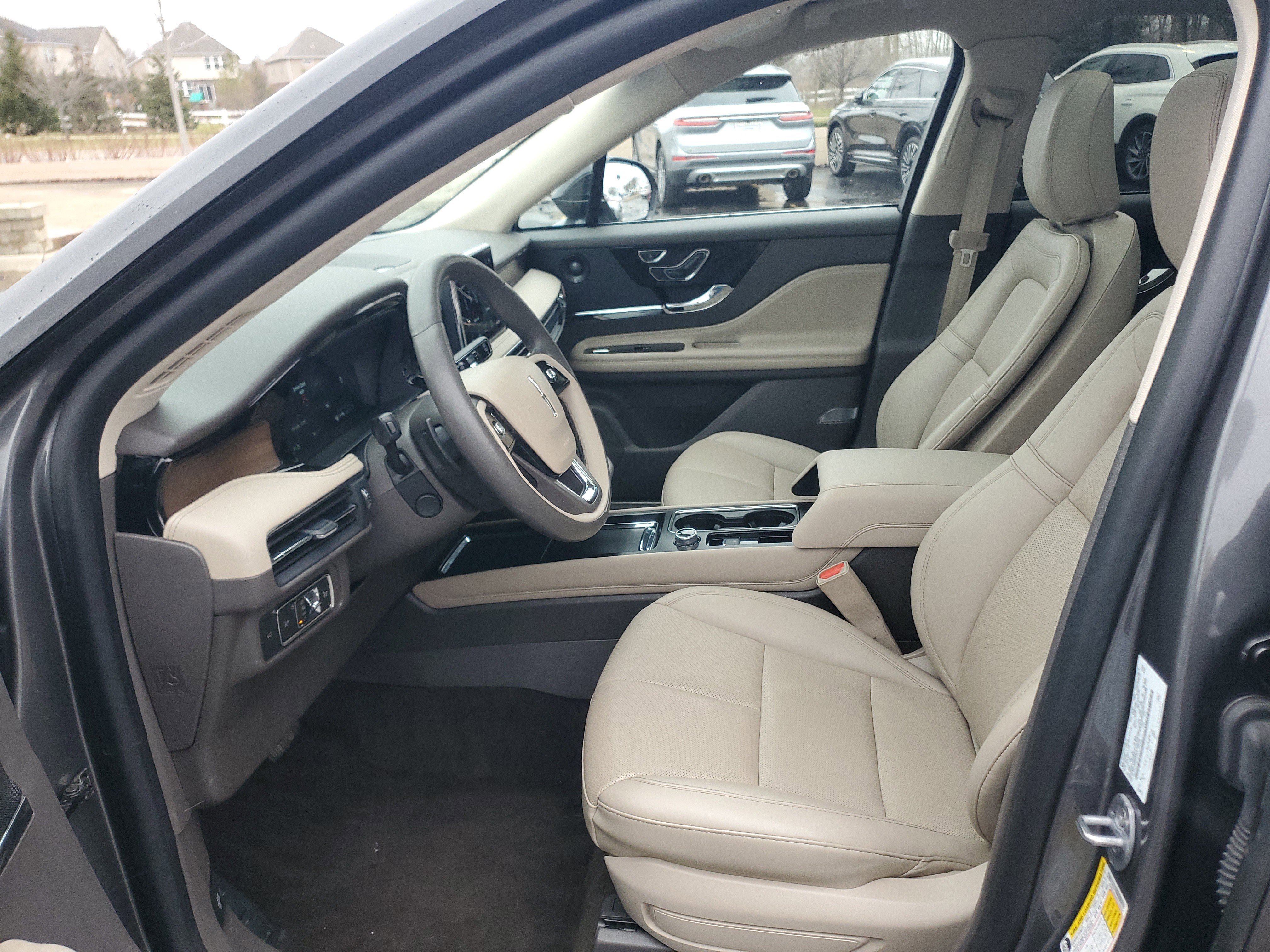 Certified 2022 Lincoln Corsair Reserve w/ Equipment Group 201A image 12