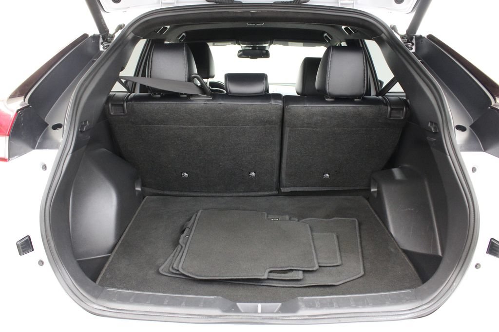 Used 2025 Mitsubishi Eclipse Cross SEL AWD/4WD image 28