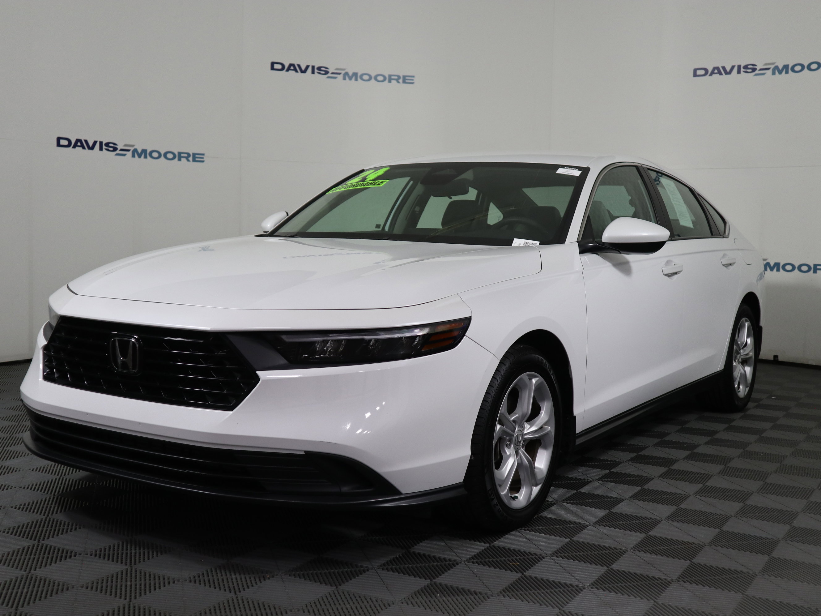 Used 2024 Honda Accord LX image 11