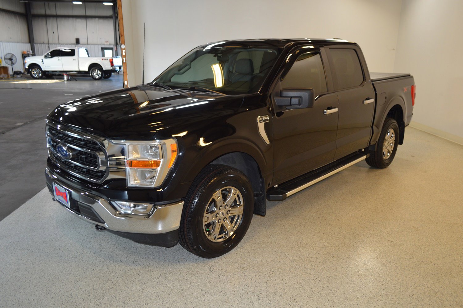 Used 2022 Ford F150 XLT w/ XTR Package image 7