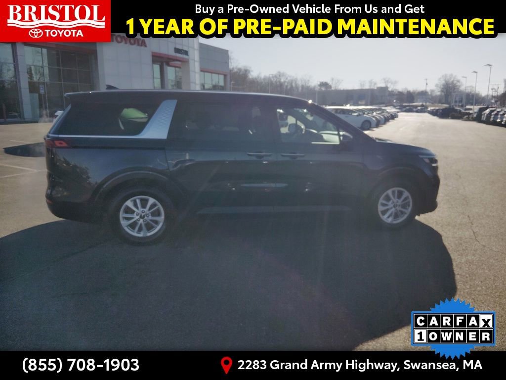 Used 2024 Kia Carnival LX image 9