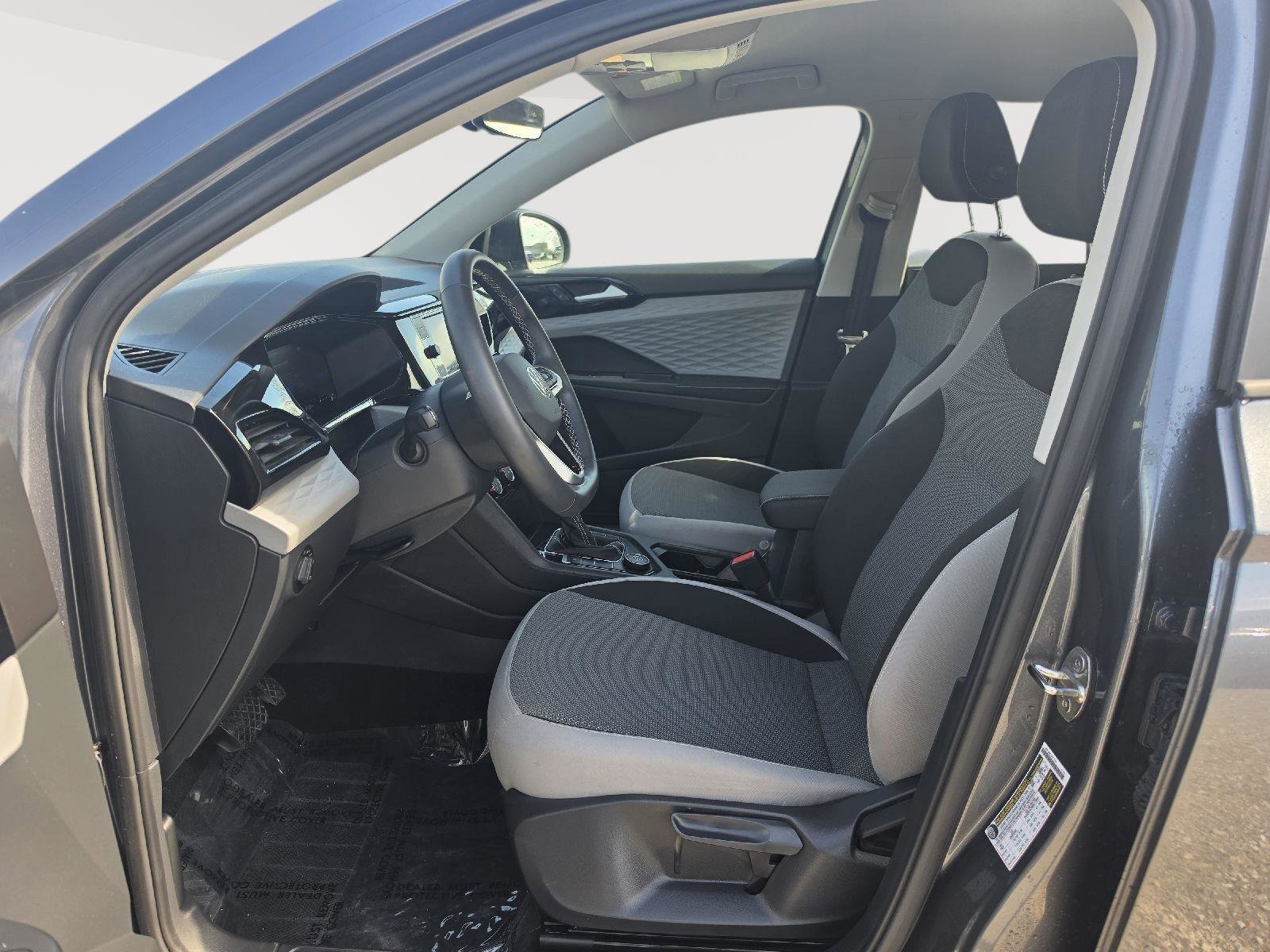 Certified 2024 Volkswagen Taos S AWD/4WD image 4