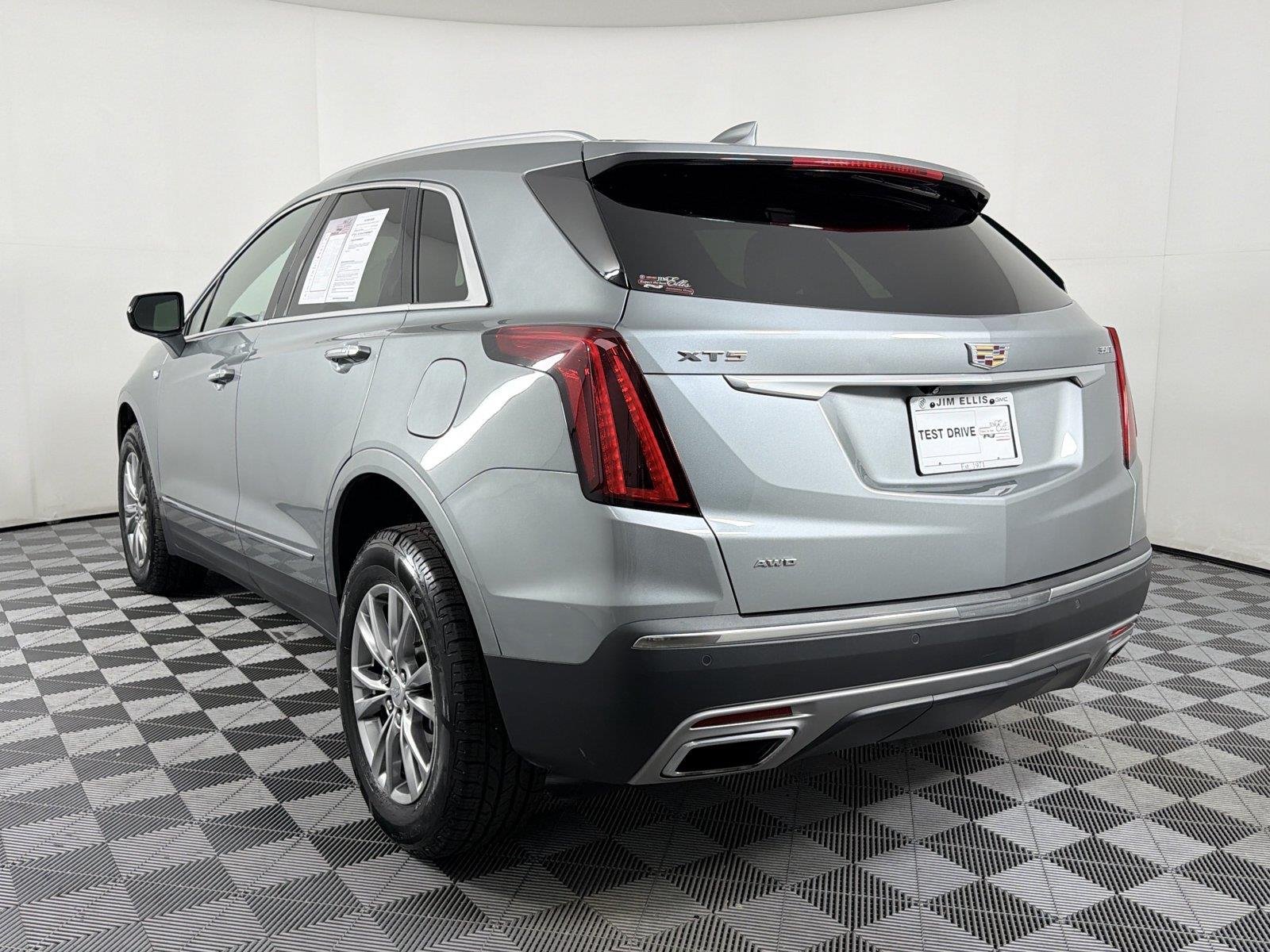 Used 2023 Cadillac XT5 Premium Luxury AWD/4WD image 4