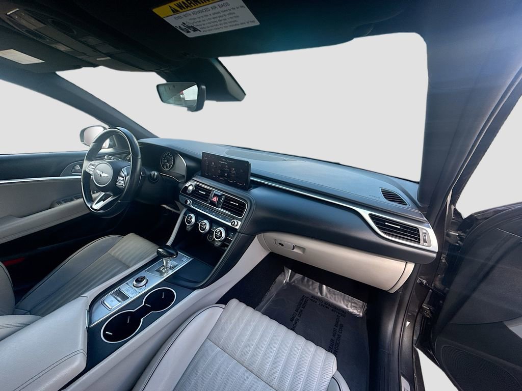 Used 2022 Genesis G70 3.3T image 29