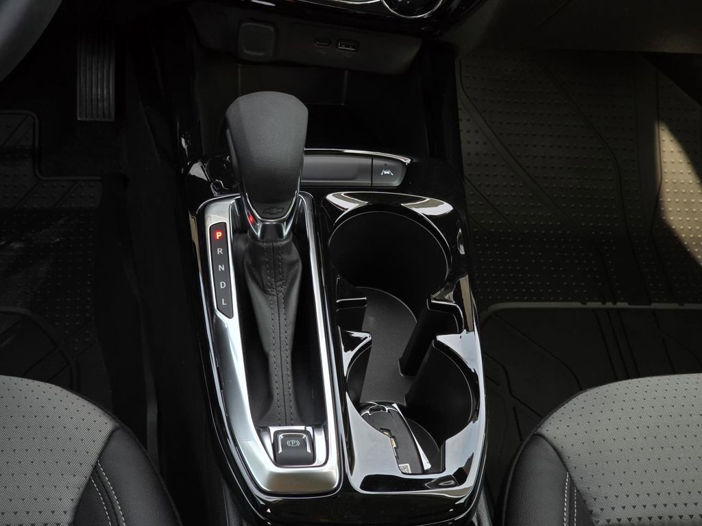 New 2026 Chevrolet Trax LT w/ LT Convenience Package image 11