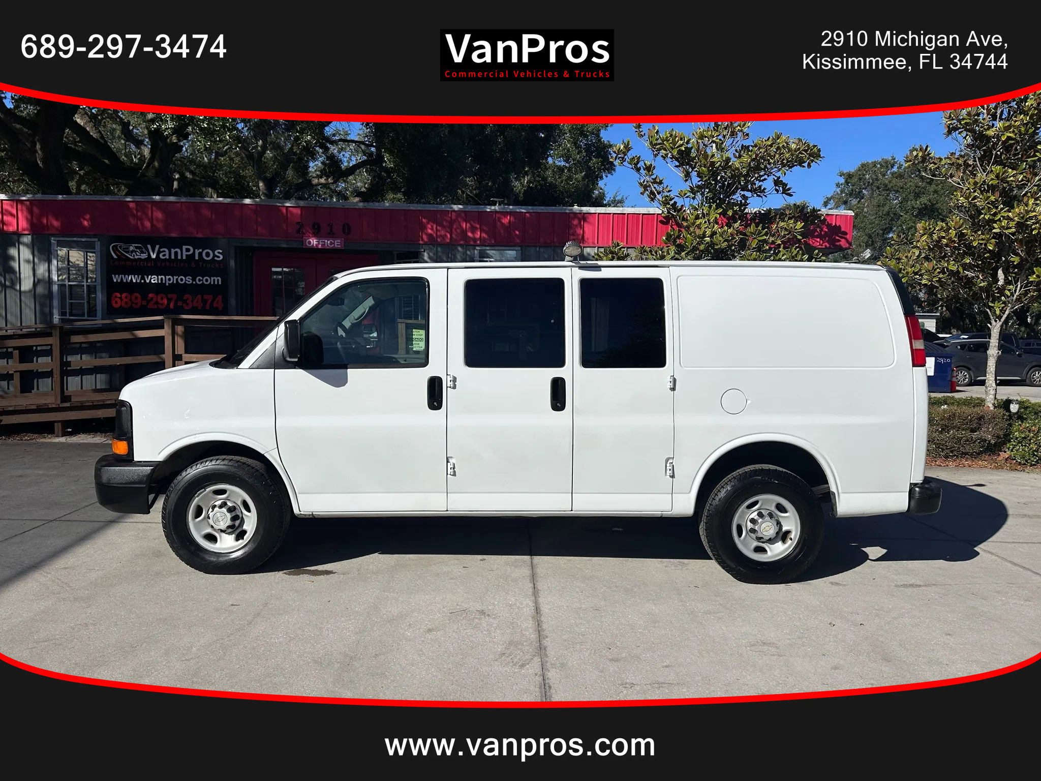 Used 2013 Chevrolet Express 2500 image 2