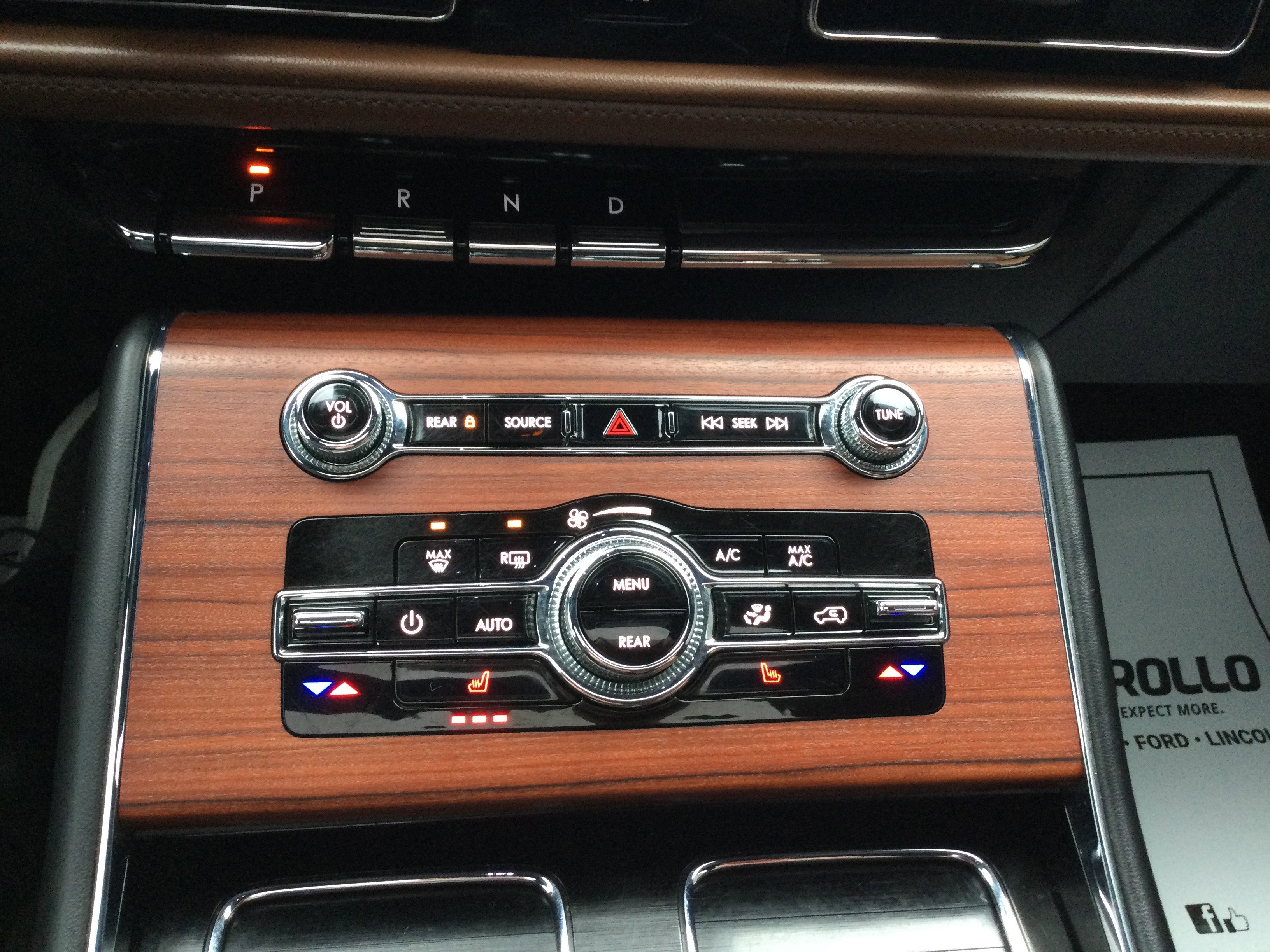 Used 2023 Lincoln Aviator Reserve w/ Jet Package image 18