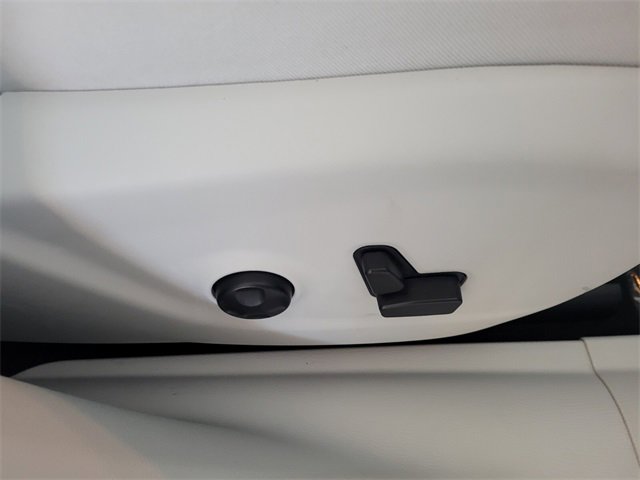 Used 2021 Jeep Cherokee Limited w/ Elite Package image 17