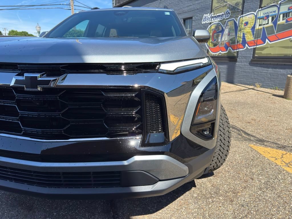 New 2026 Chevrolet Equinox ACTIV w/ Convenience Package III AWD/4WD image 3