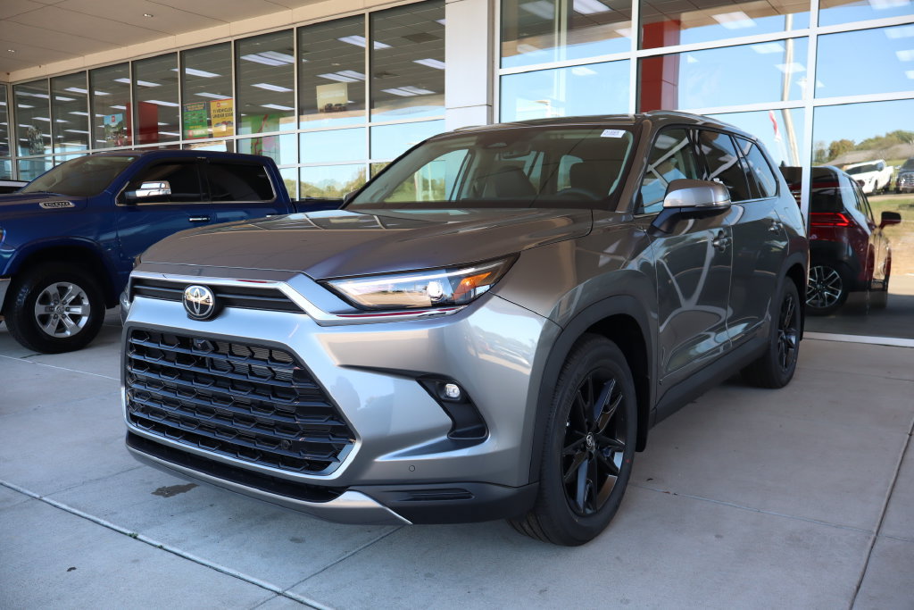 New 2026 Toyota Grand Highlander AWD Hybrid image 3