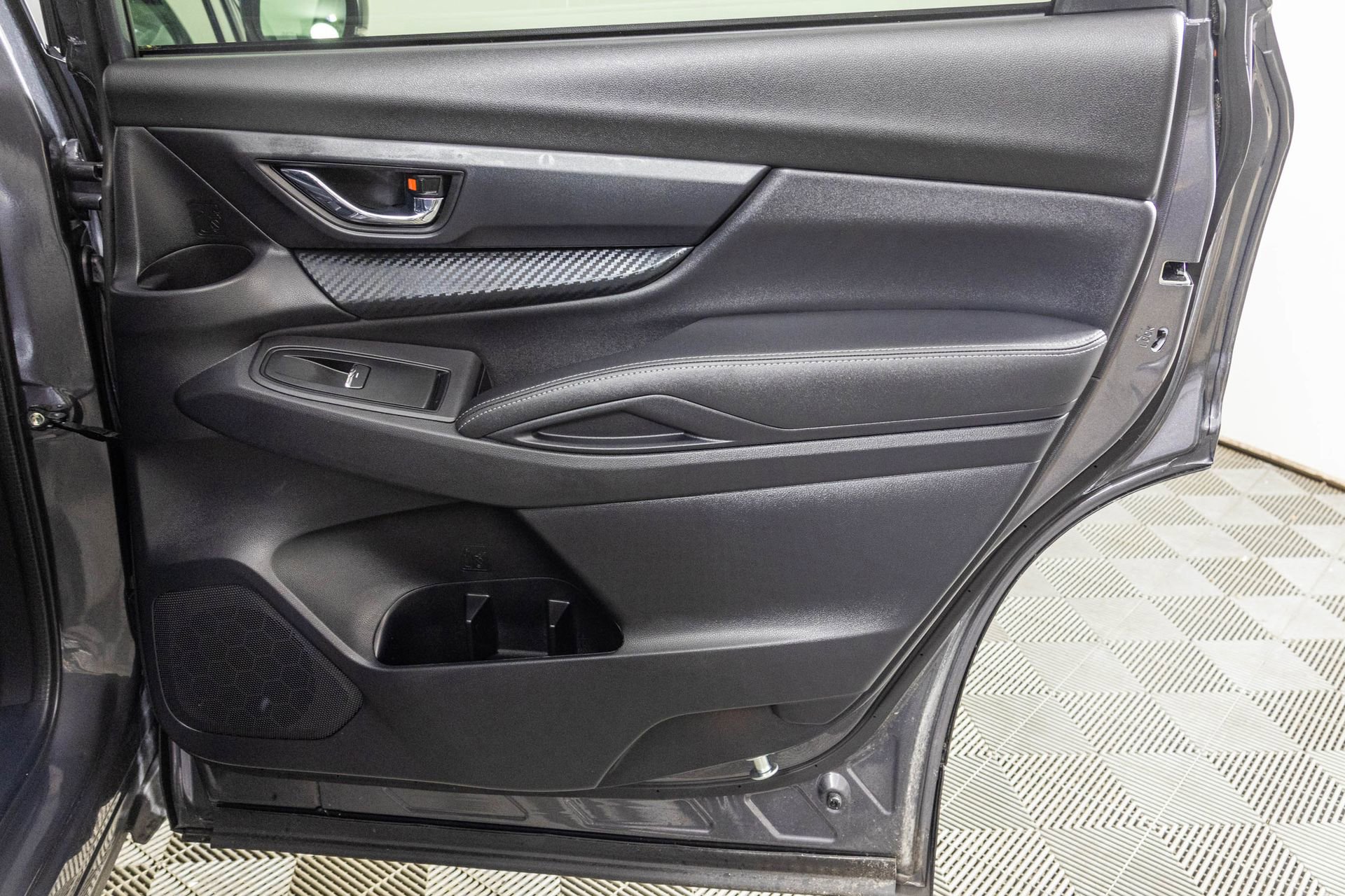 Used 2026 Subaru Ascent Premium image 44