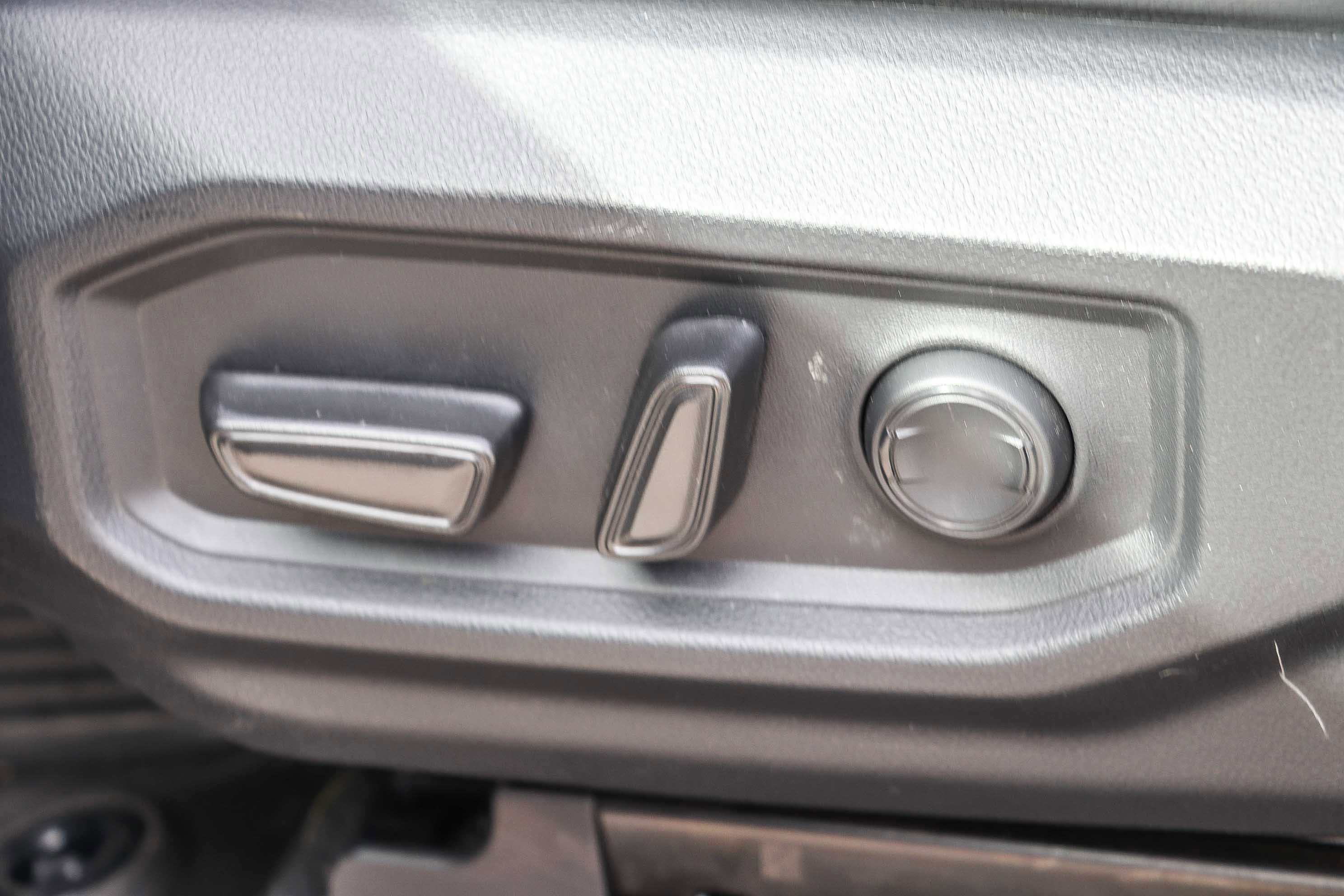 Used 2023 Toyota Sequoia SR5 w/ SR5 Premium Package image 21