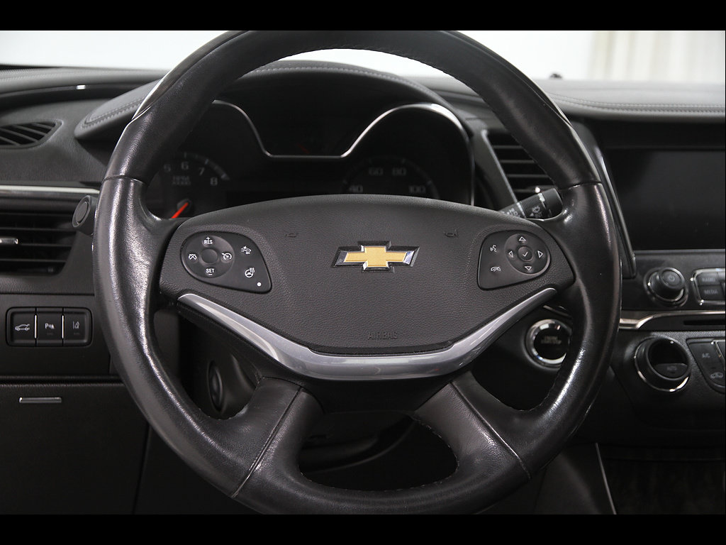 Used 2014 Chevrolet Impala LTZ FWD image 7