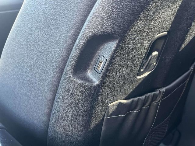 Used 2021 Kia Telluride EX w/ EX Premium Package image 11