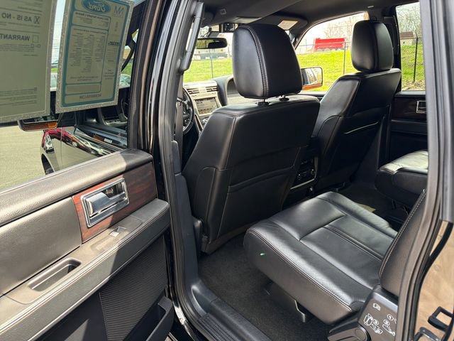 Used 2017 Lincoln Navigator L Reserve image 23