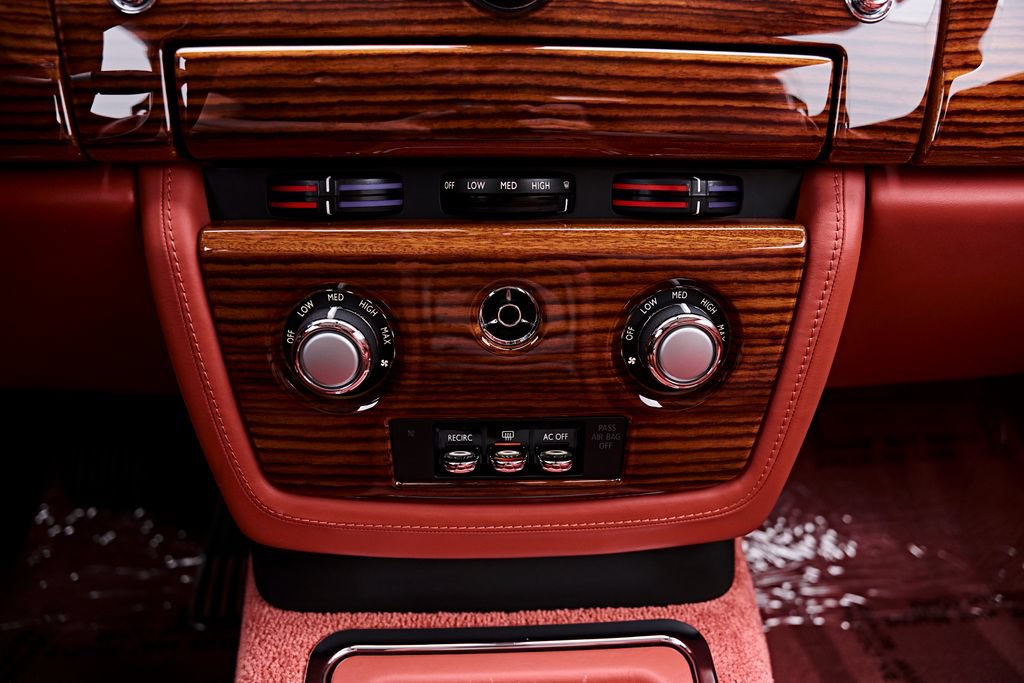 Used 2009 Rolls-Royce Phantom Coupe RWD image 62