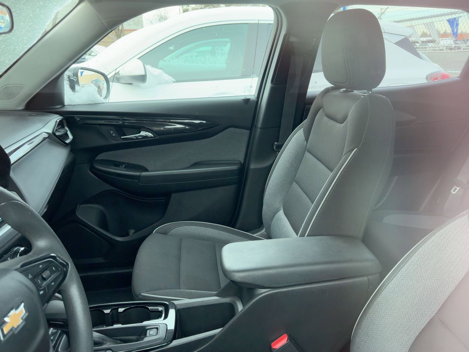 Used 2025 Chevrolet TrailBlazer LT image 7