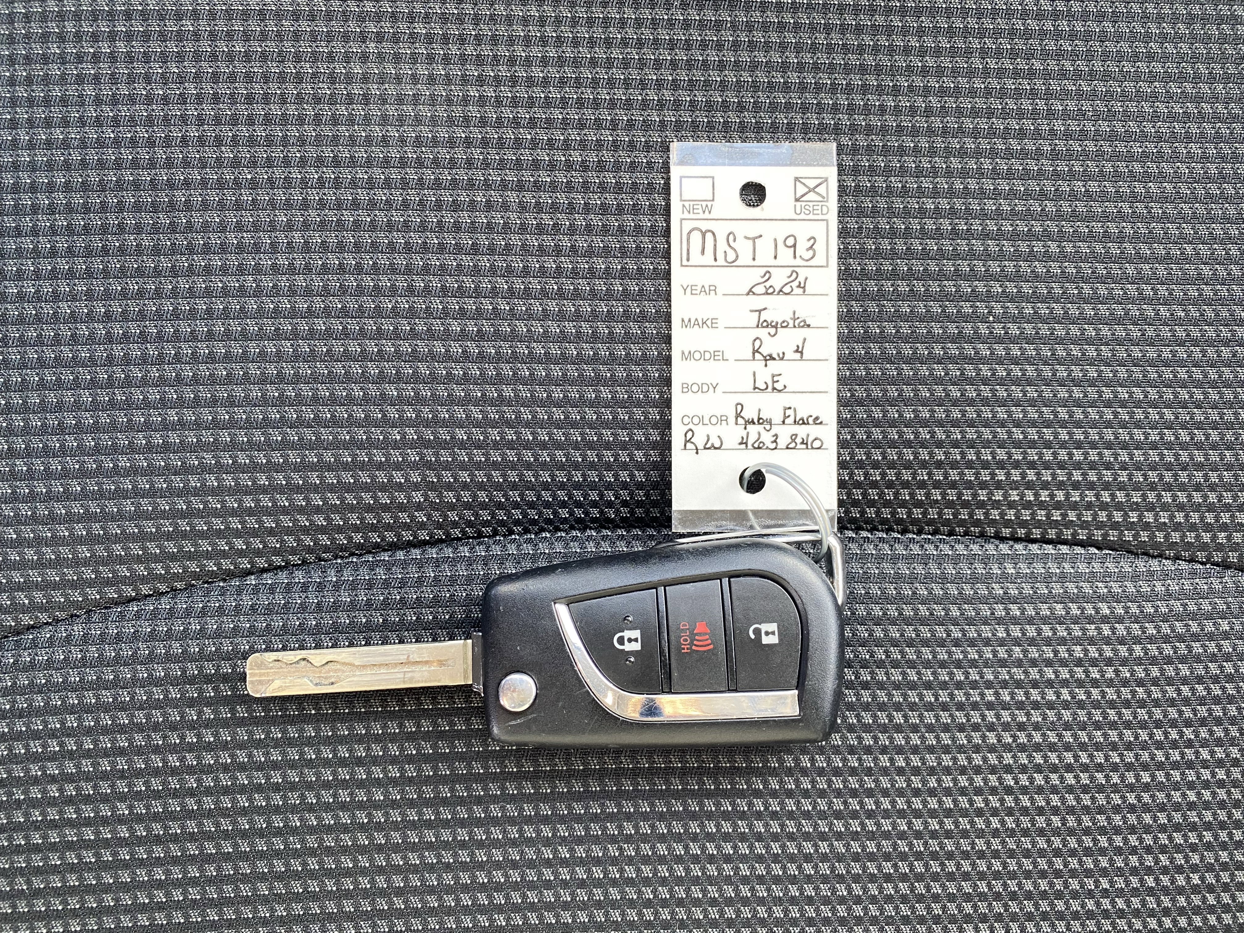 Used 2024 Toyota RAV4 LE image 35