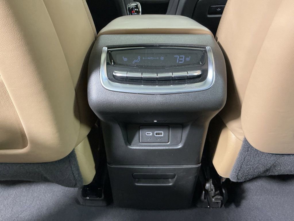 Used 2021 Cadillac XT6 Premium Luxury w/ Platinum Package image 26