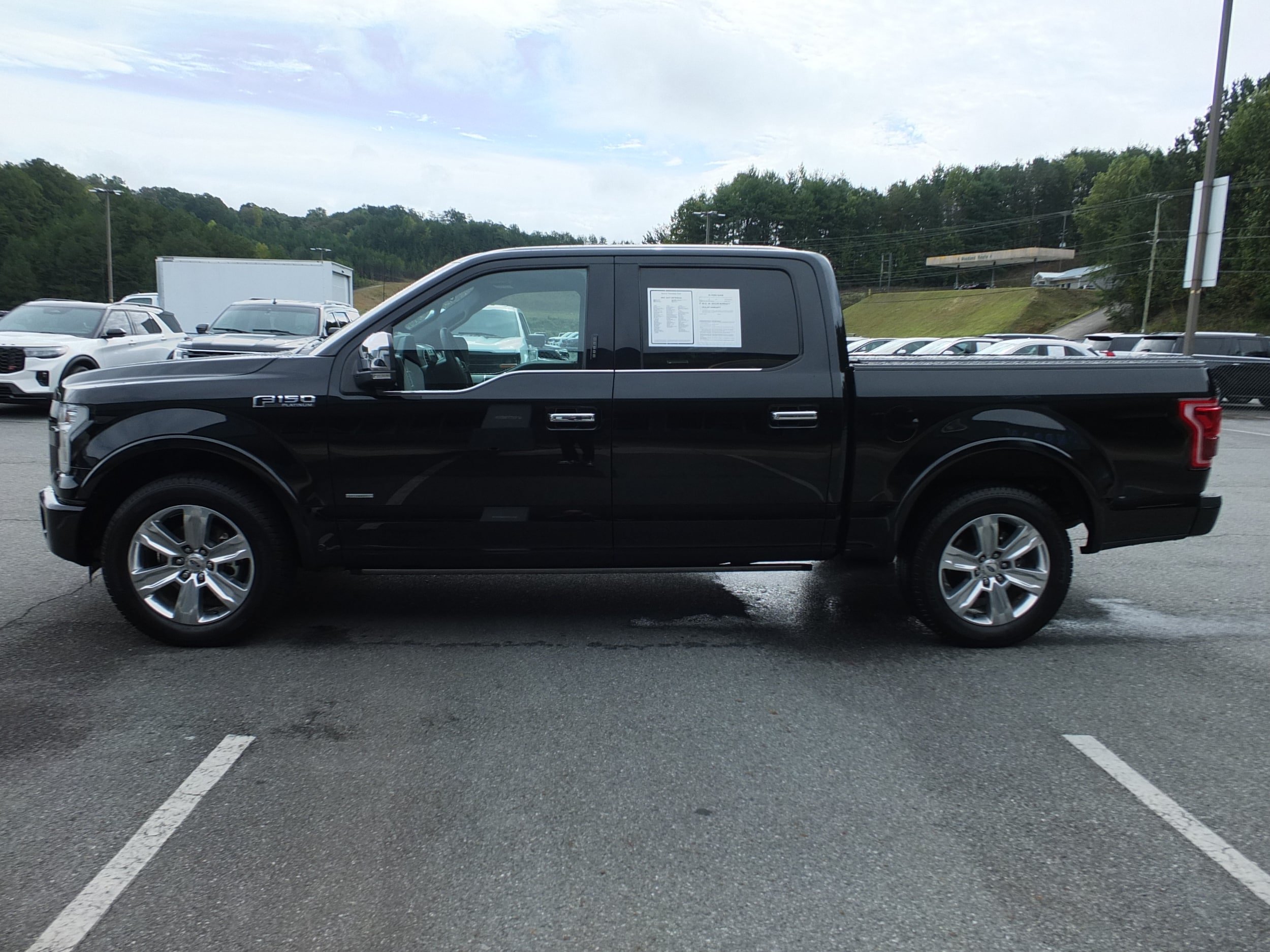 Used 2016 Ford F150 Platinum w/ Equipment Group 701A Luxury RWD image 6