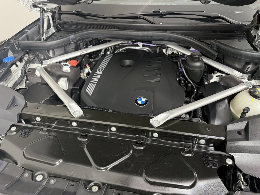 Used 2025 BMW X7 xDrive40i image 41