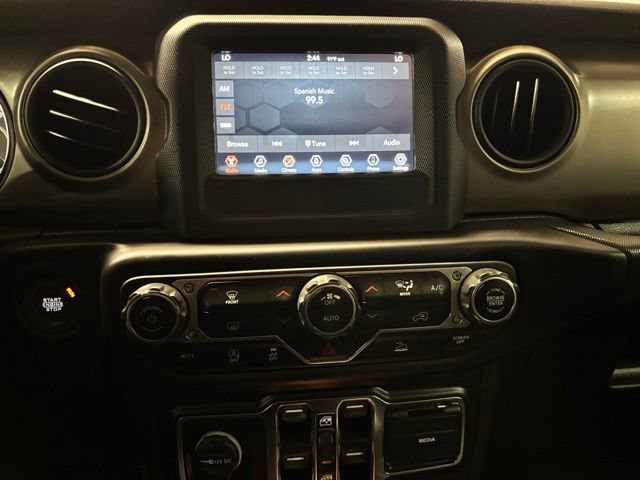 Used 2021 Jeep Wrangler Unlimited Sport AWD/4WD image 16