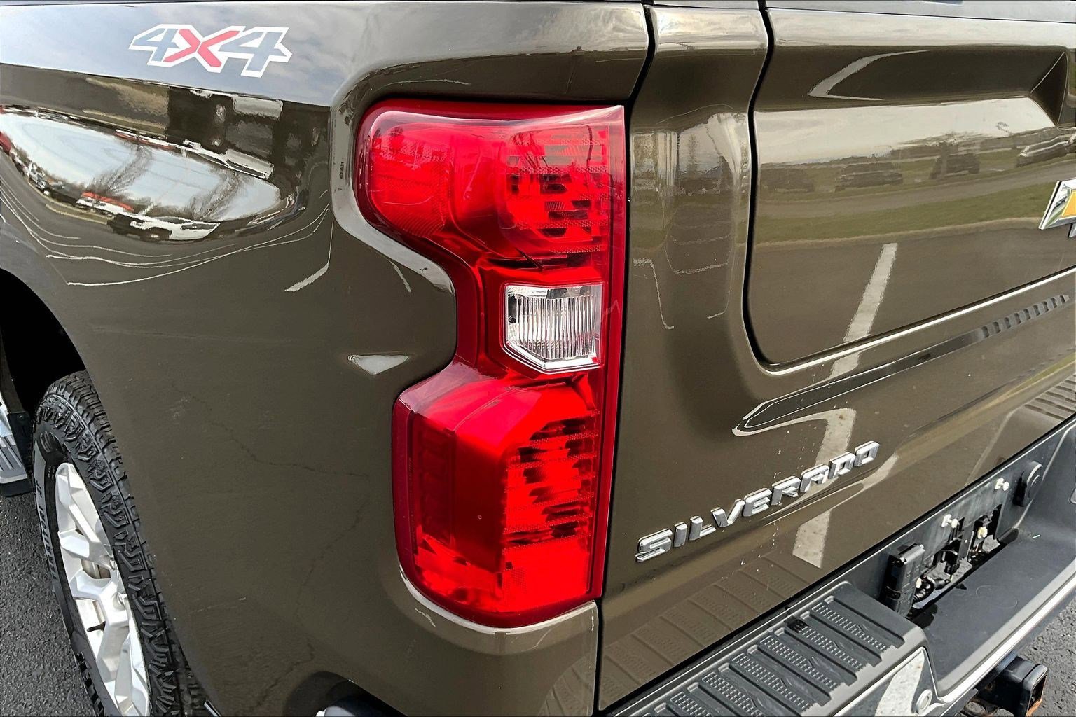 Used 2023 Chevrolet Silverado 1500 LT w/ Max Trailering Package image 25