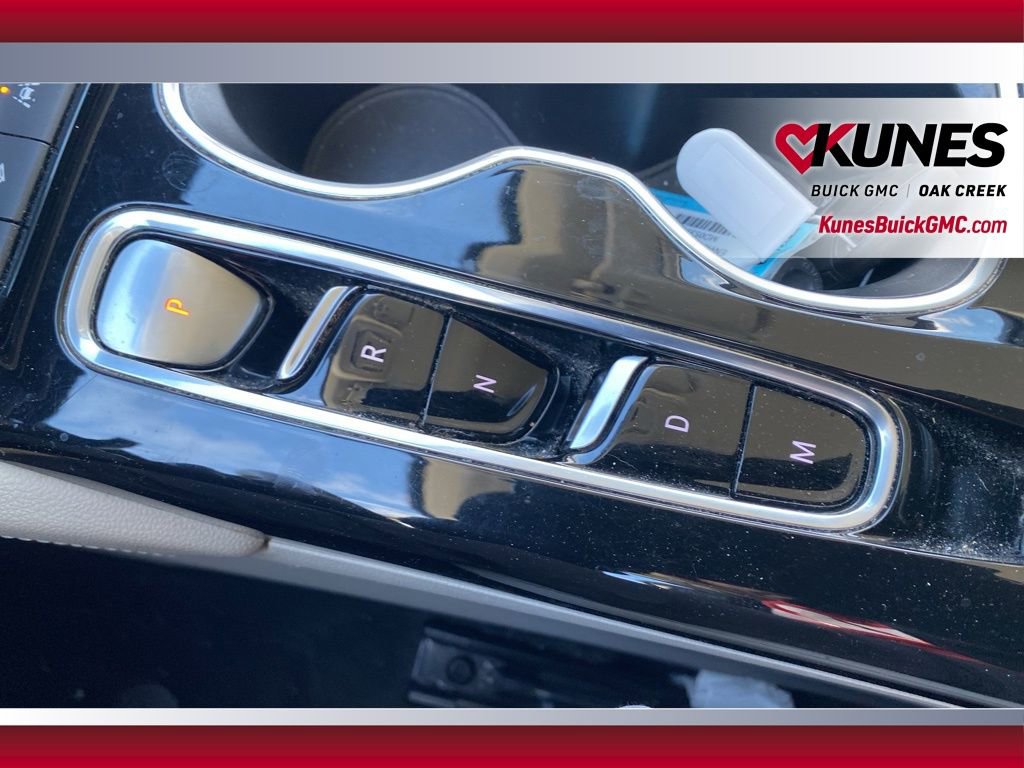 Used 2021 Buick Envision Essence w/ Technology Package I image 22