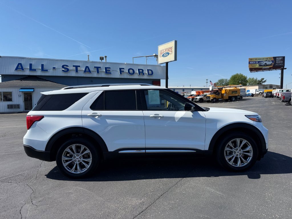 Certified 2023 Ford Explorer Limited AWD/4WD image 8