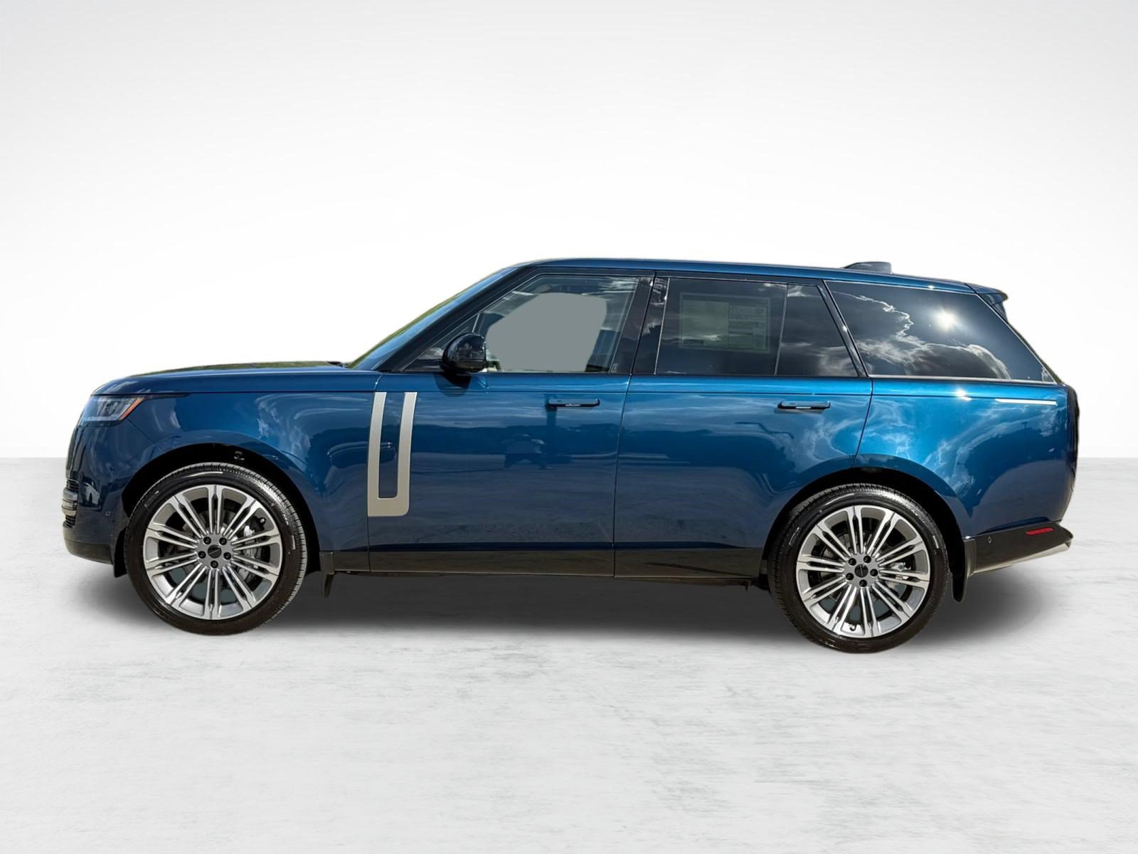 New 2026 Land Rover Range Rover SE AWD/4WD image 2