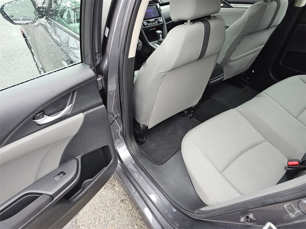 Used 2018 Honda Civic EX image 9
